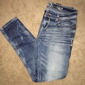 Buckle black skinnies